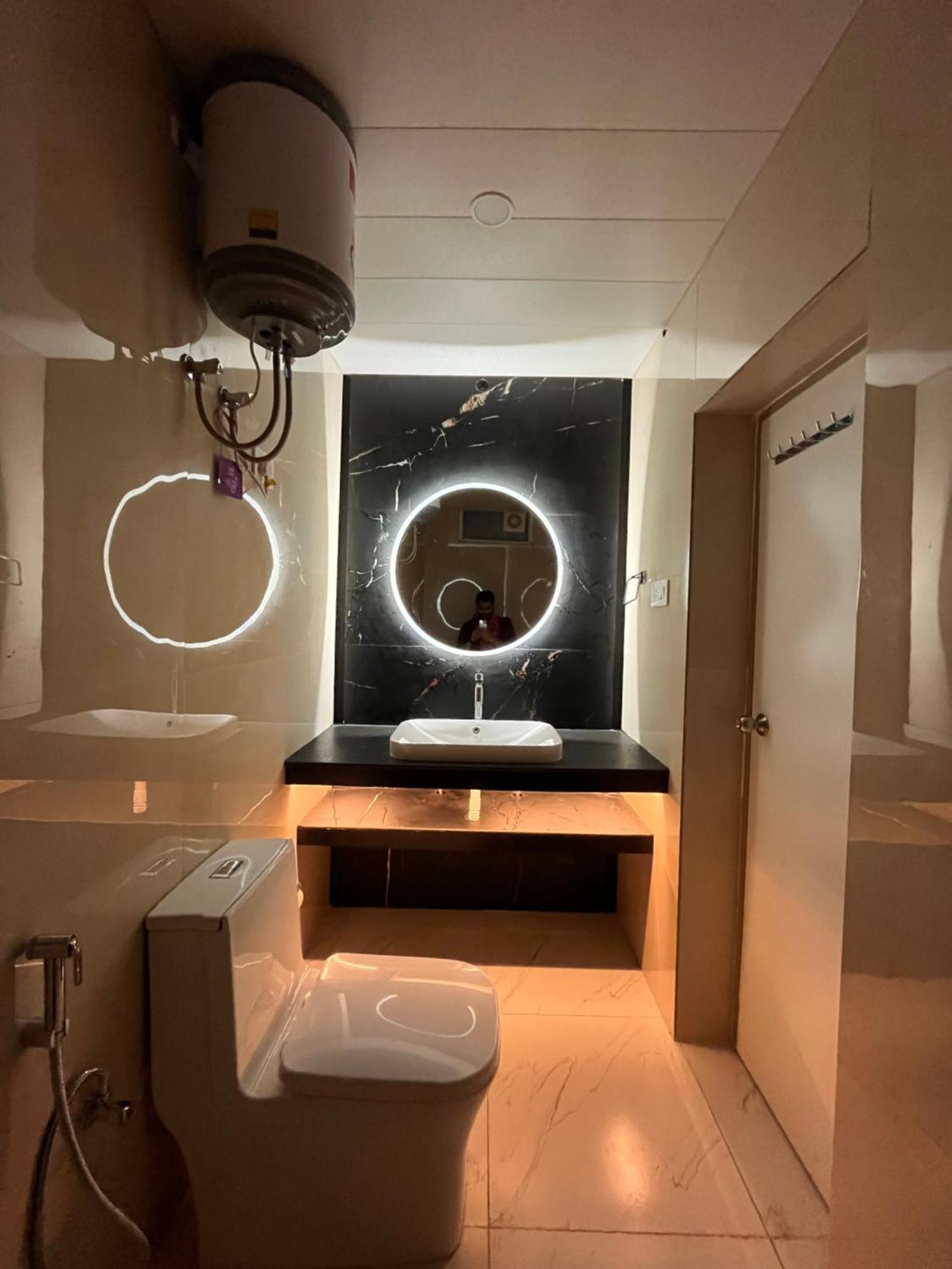 Spruce Hill Hotel & Restro 나이니탈 외부 사진