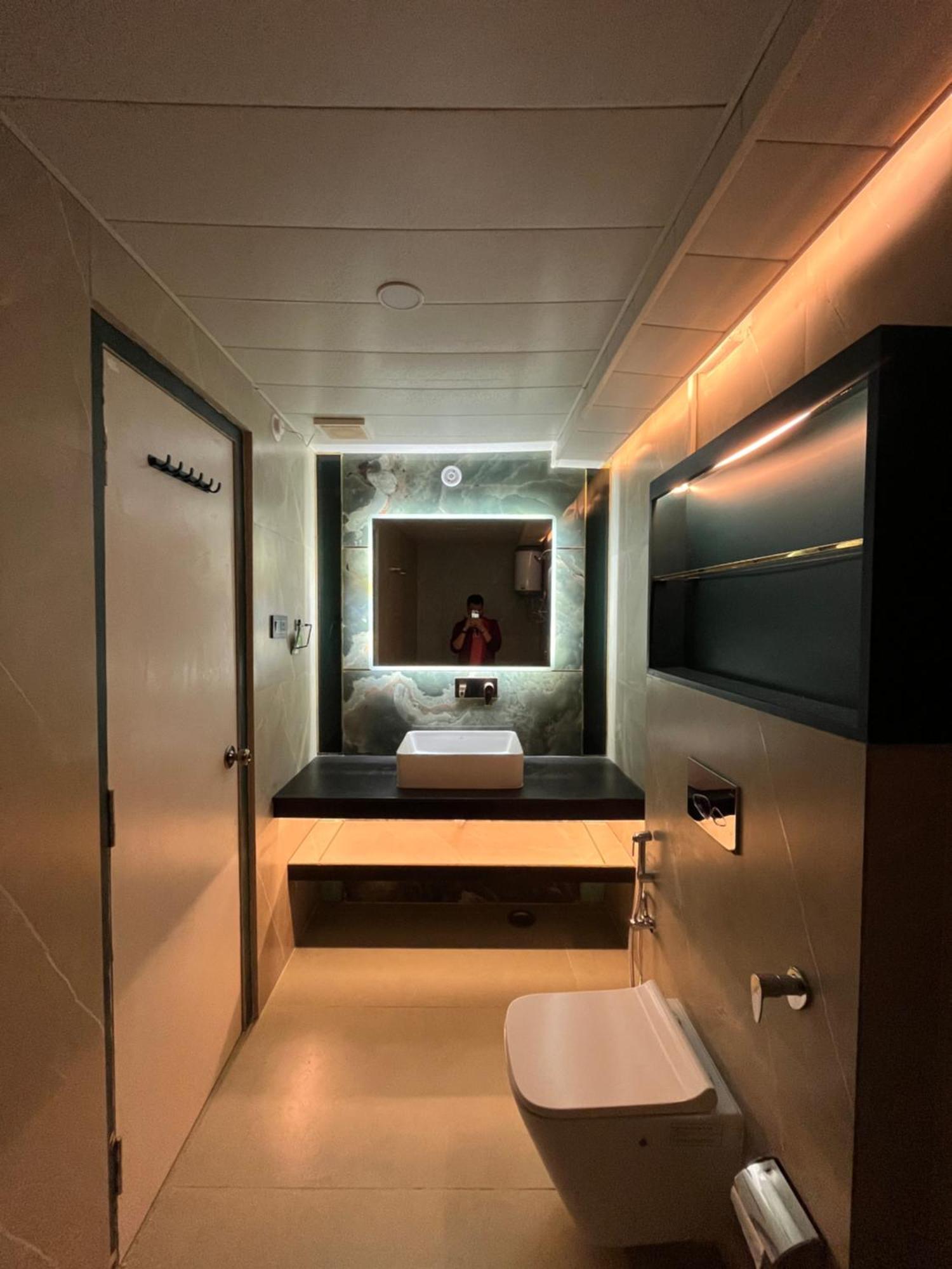 Spruce Hill Hotel & Restro 나이니탈 외부 사진