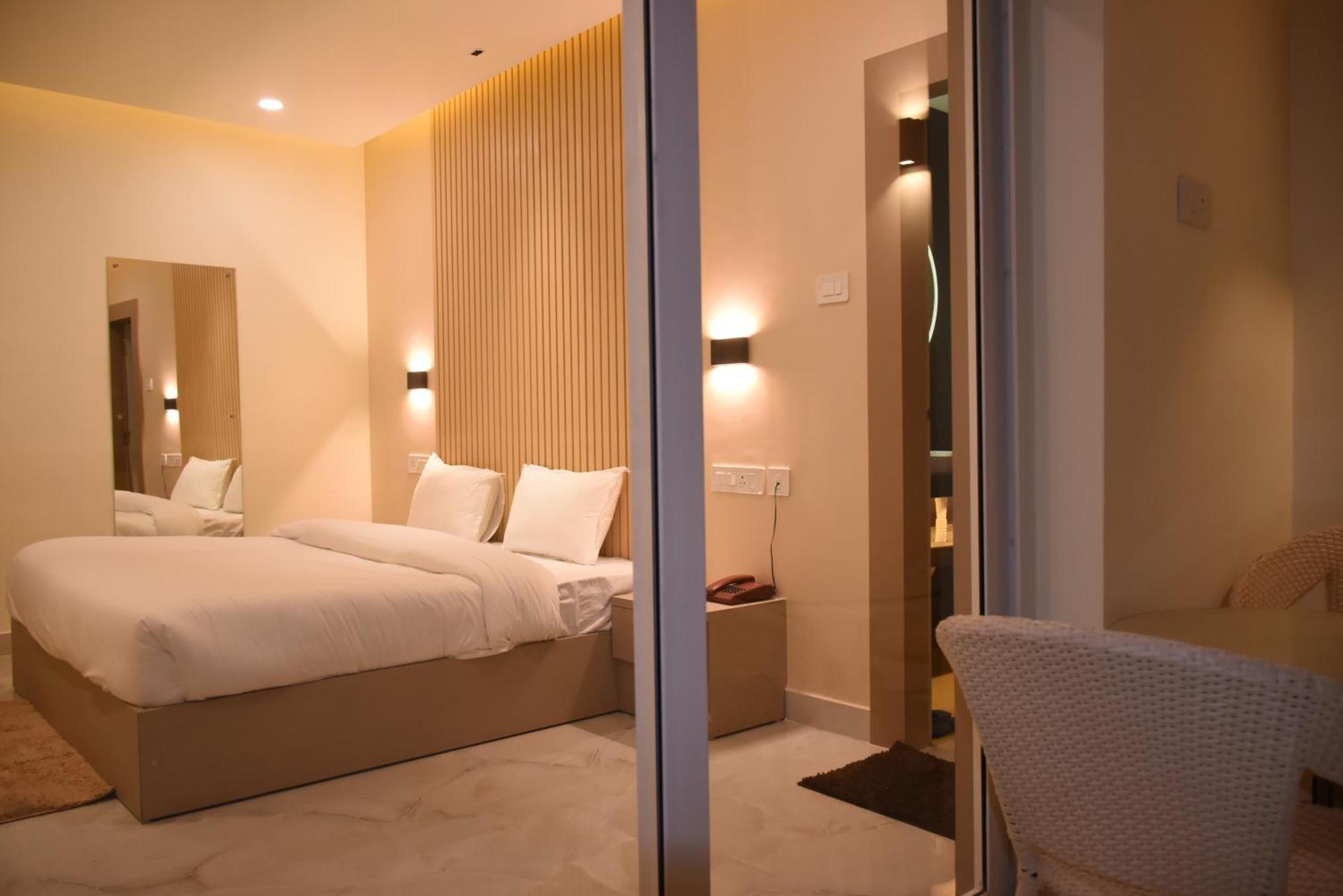 Spruce Hill Hotel & Restro 나이니탈 외부 사진